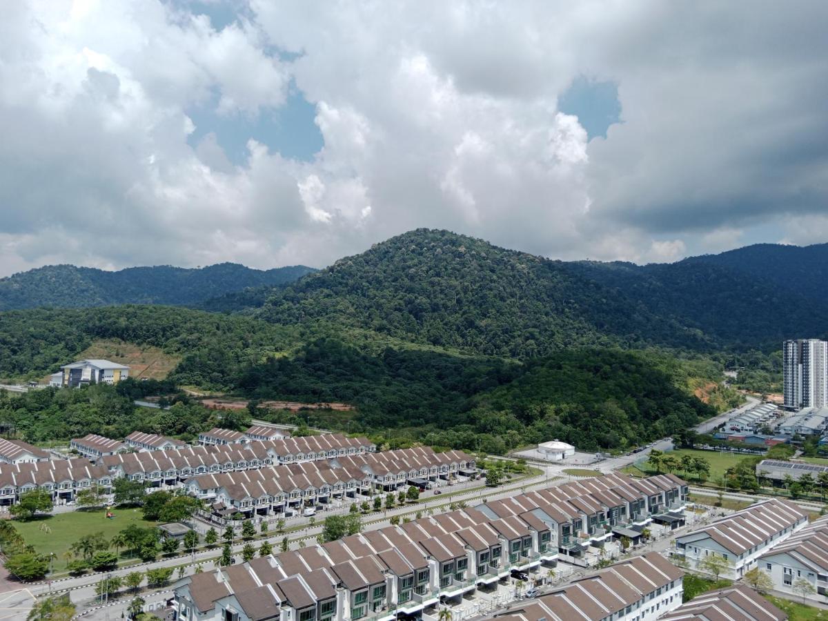Muslim Homestay At Meru Ipoh Extérieur photo